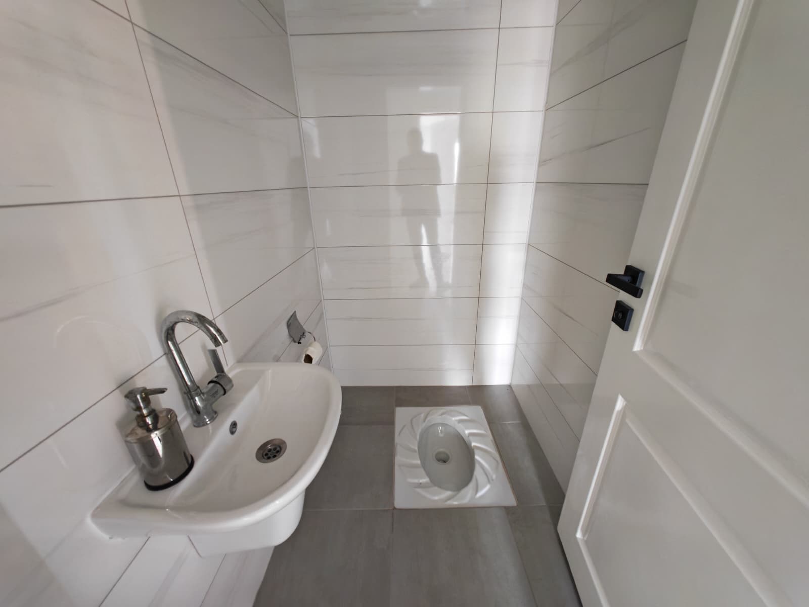 SARAÇLIDA AYRI MUTFAKLI 2 YIILIK ÇİFT BALKONLU 3+1